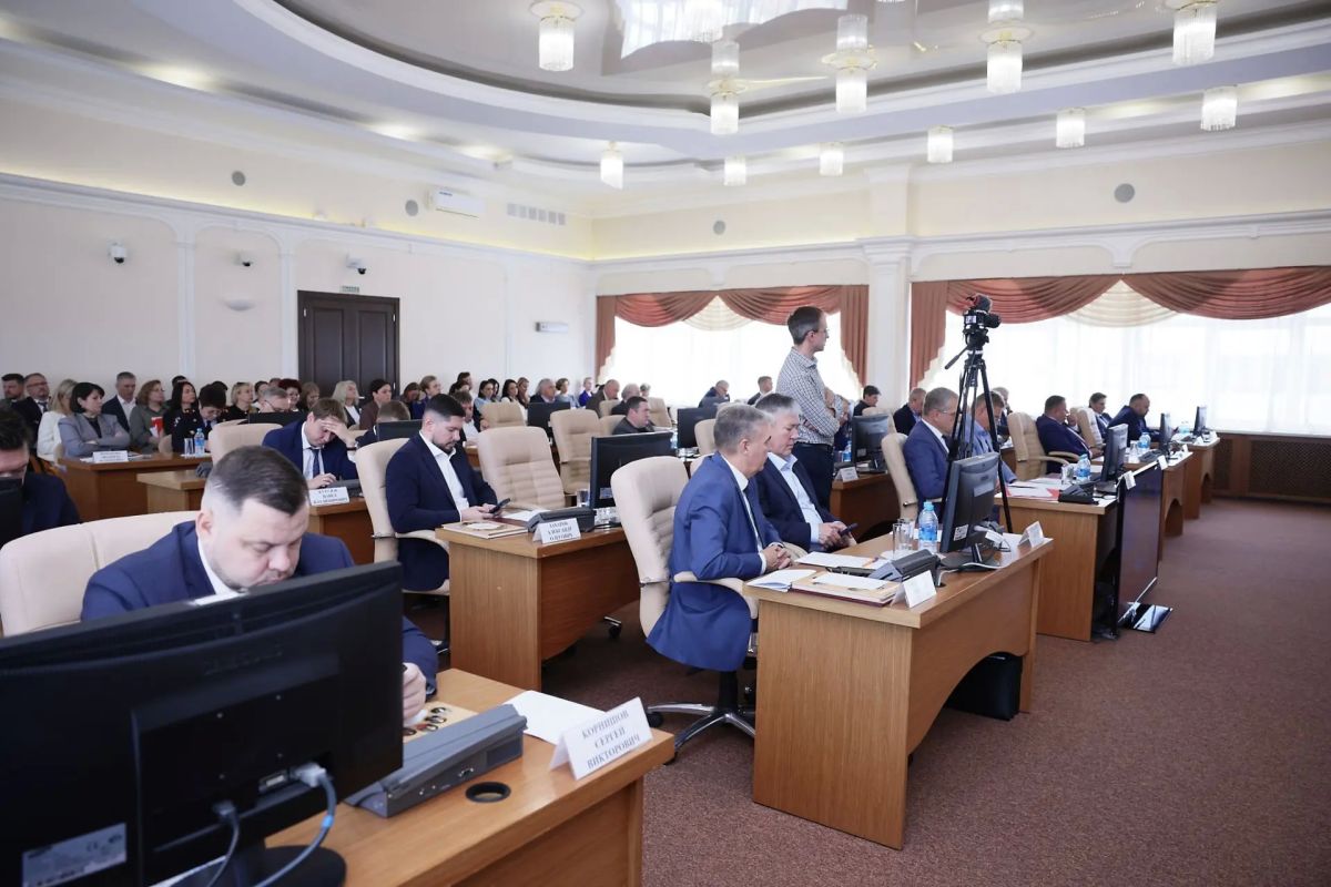 На заседании областного парламента принят закон, по которому земельные участки, предоставленные или предоставляемые в собственность бесплатно многодетным семьям для индивидуального жилищного строительства, обеспечиваются...