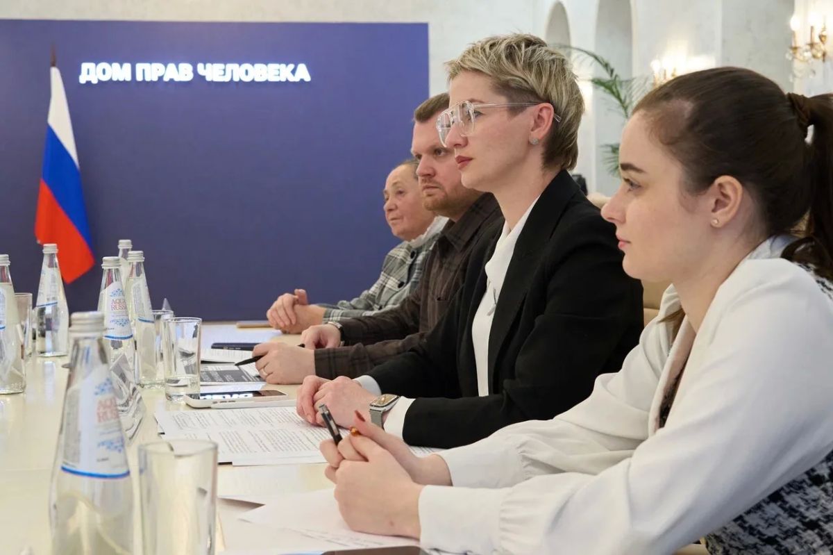 Яна Лантратова: В Доме прав человека обсудили способы защиты старшего поколения от интернет мошенников Яна Лантратова: В Доме прав человека обсудили способы защиты старшего поколения от интернет мошенников