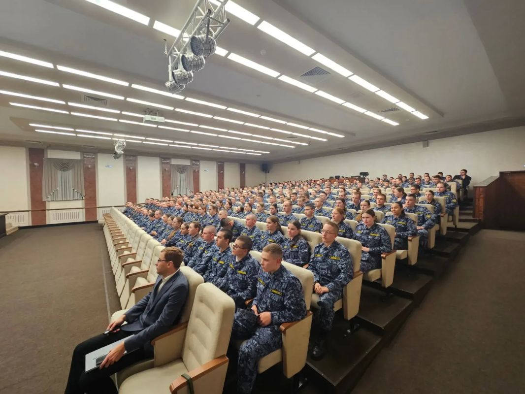 «Слово о служении»: об ответственности, ценностях и осознанном выборе «Слово о служении»: об ответственности, ценностях и осознанном выборе