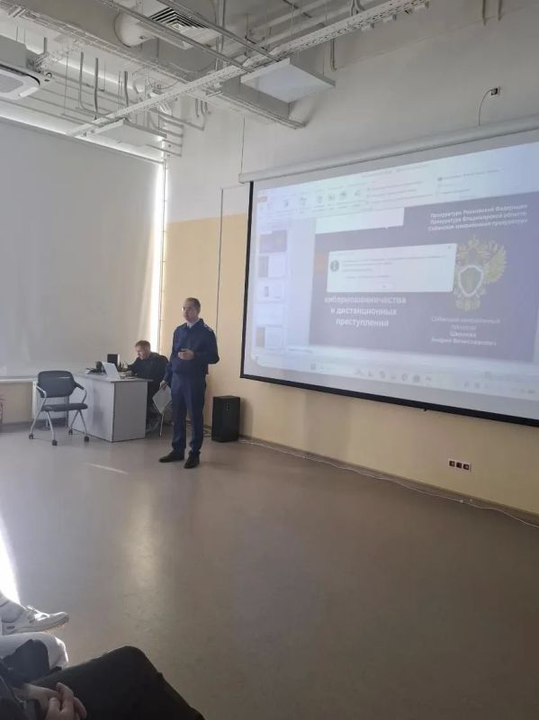 Собинский межрайонный прокурор Андрей Широких встретился с руководством и трудовым коллективом ООО «Мон"делис Русь» Собинский межрайонный прокурор Андрей Широких встретился с руководством и трудовым коллективом ООО «Мон"делис Русь»