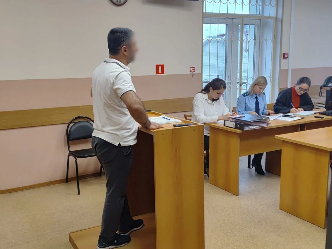 В Вязниках прокурор направил в суд уголовное дело о мошенничестве при строительстве школы в рамках нацпроекта «Молодежь и дети» В Вязниках прокурор направил в суд уголовное дело о мошенничестве при строительстве школы в рамках нацпроекта «Молодежь и дети»