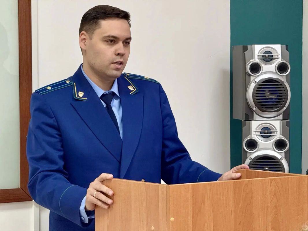 Владимирский природоохранный прокурор Иван Дмитриев встретился со студентами юридического института ВлГУ