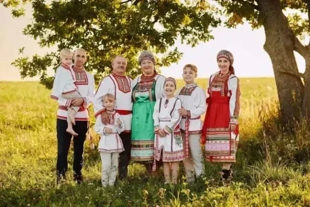 Семья из Владимирской области — в числе победителей Всероссийского конкурса «Семья года» Семья из Владимирской области — в числе победителей Всероссийского конкурса «Семья года»