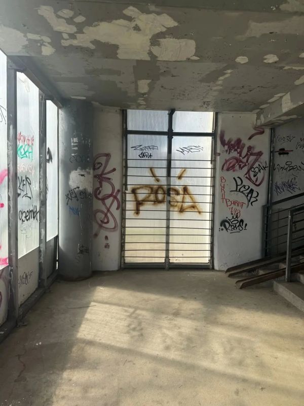 Во Владимире по требованию прокуратуры надземный пешеходный переход приведен в надлежащее состояние Во Владимире по требованию прокуратуры надземный пешеходный переход приведен в надлежащее состояние