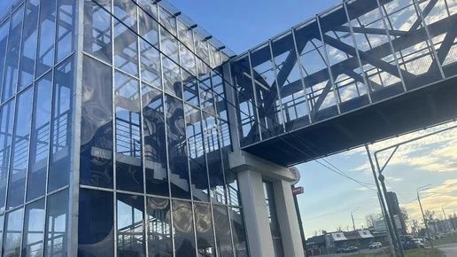 Во Владимире привели в порядок надземный пешеходный переход