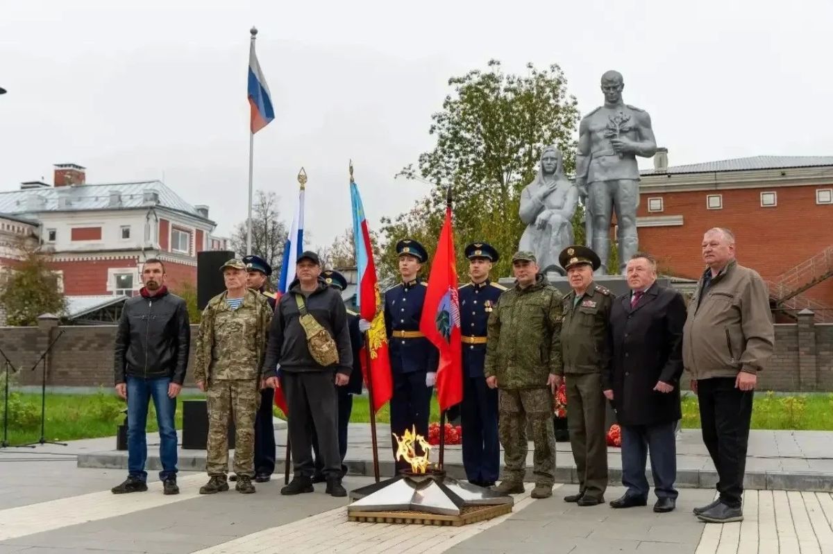 Память, которая объединяет: в Покрове открылась выставка «СВОи» Память, которая объединяет: в Покрове открылась выставка «СВОи»
