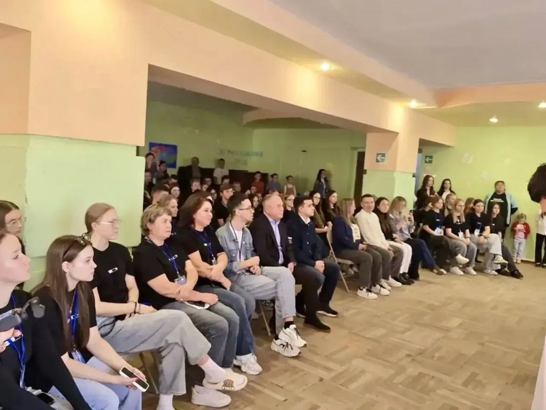 Дмитрий Рожков принял участие в региональном форуме «Волонтёры Победы» Дмитрий Рожков принял участие в региональном форуме «Волонтёры Победы»
