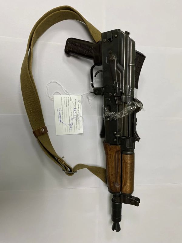 Житель Александрова, стрелявший в окно из охолощенного автомата, предстанет перед судом по обвинению в хулиганстве