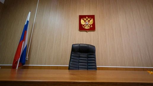 Жительница Покрова заставила соседа заплатить за рукоприкладство