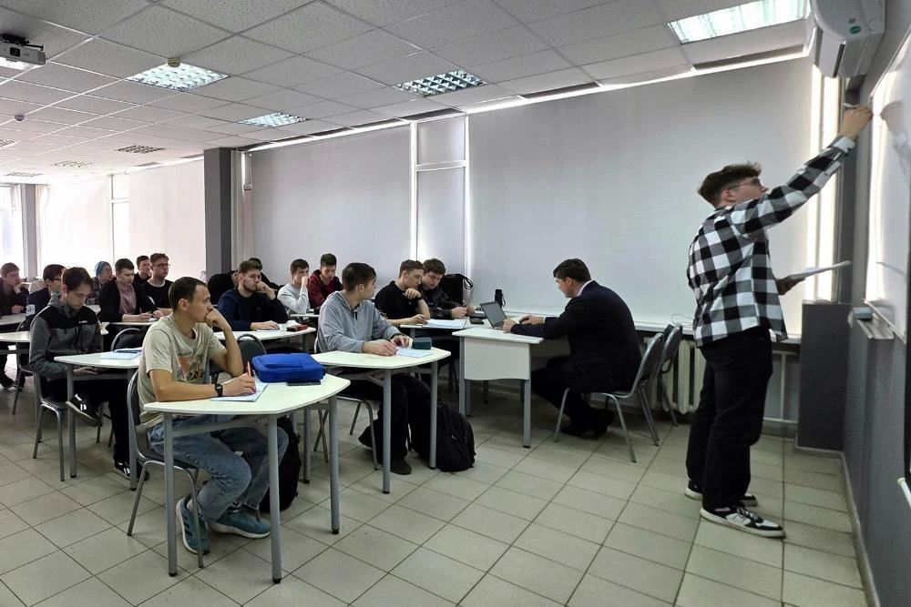 Роботы в деле: во Владимирской области появится новый центр развития промышленной робототехники Роботы в деле: во Владимирской области появится новый центр развития промышленной робототехники