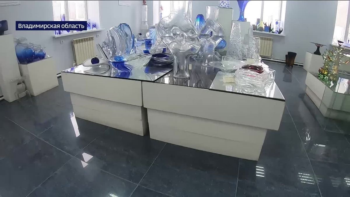 Фальшивый звон мутного стекла