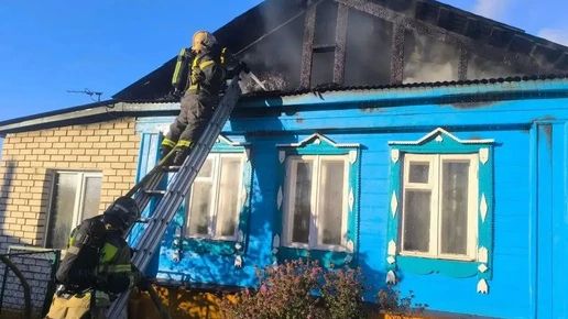 Во Владимире пожар охватил два частных дома на улице Фурманова