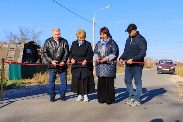 В Гороховецком округе построили и открыли новую дорогу в деревню Светильново В Гороховецком округе построили и открыли новую дорогу в деревню Светильново